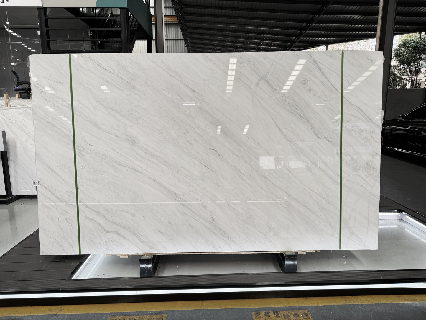 Bianco Viola