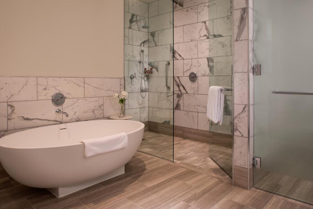City Center Conrad Washington DC Hotel