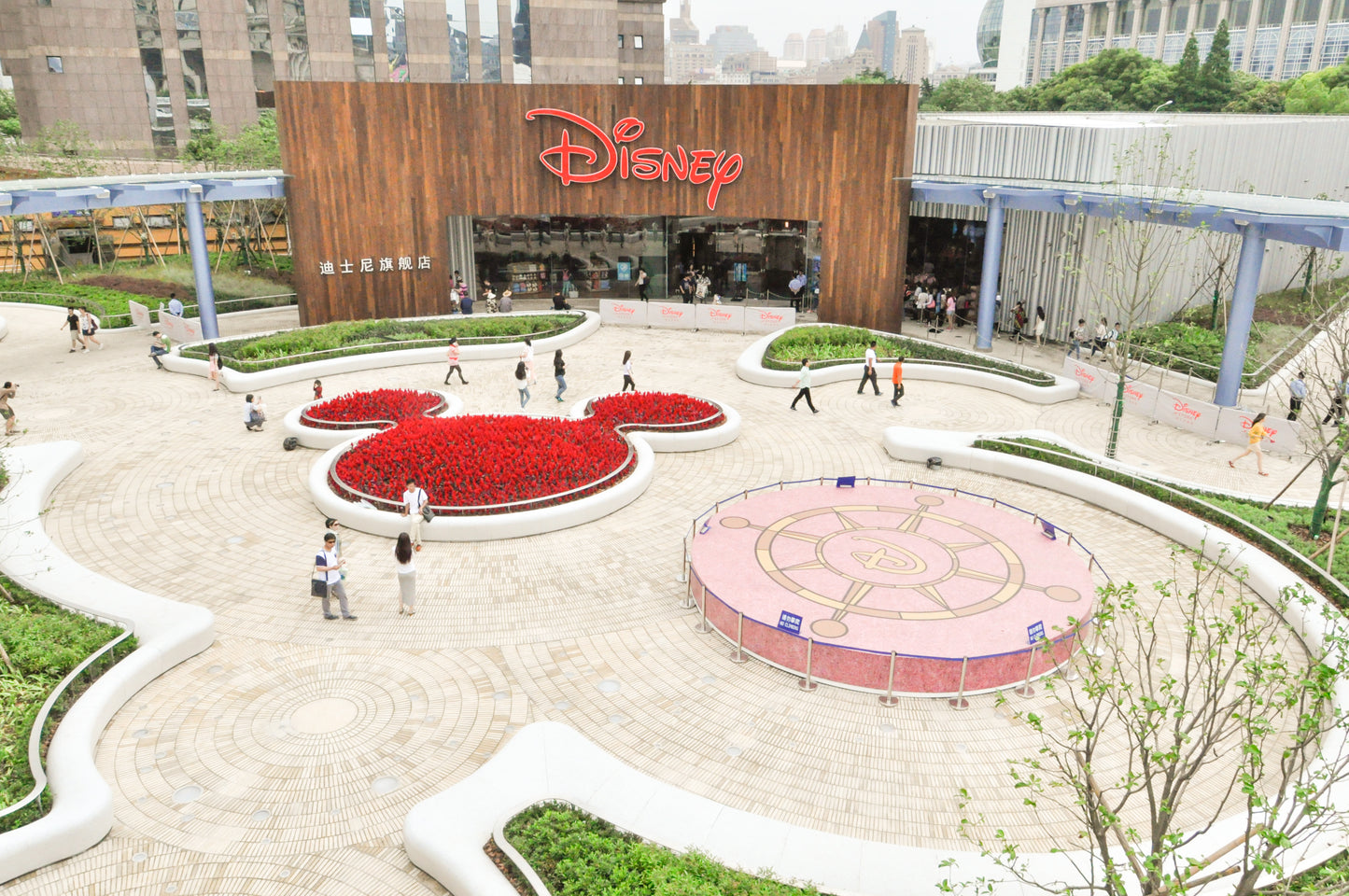 Shanghai Disney store public plaza