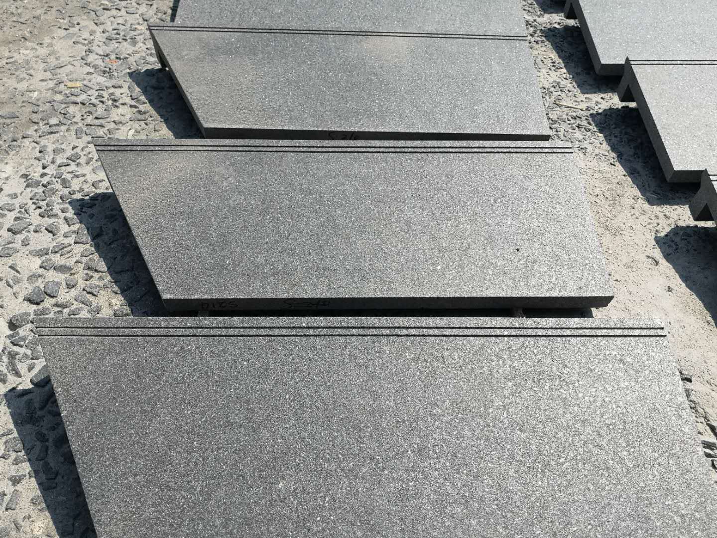 Obsidian Black