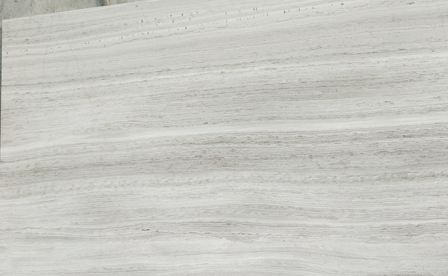 White Serpeggiante