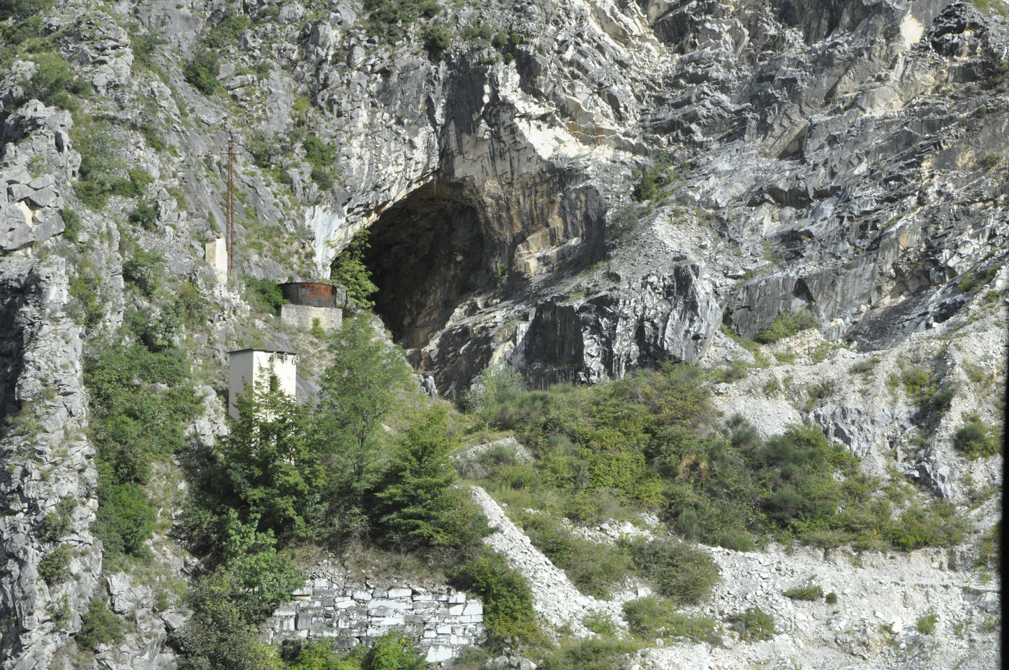 Quick quarry tour in Carrara, Italy